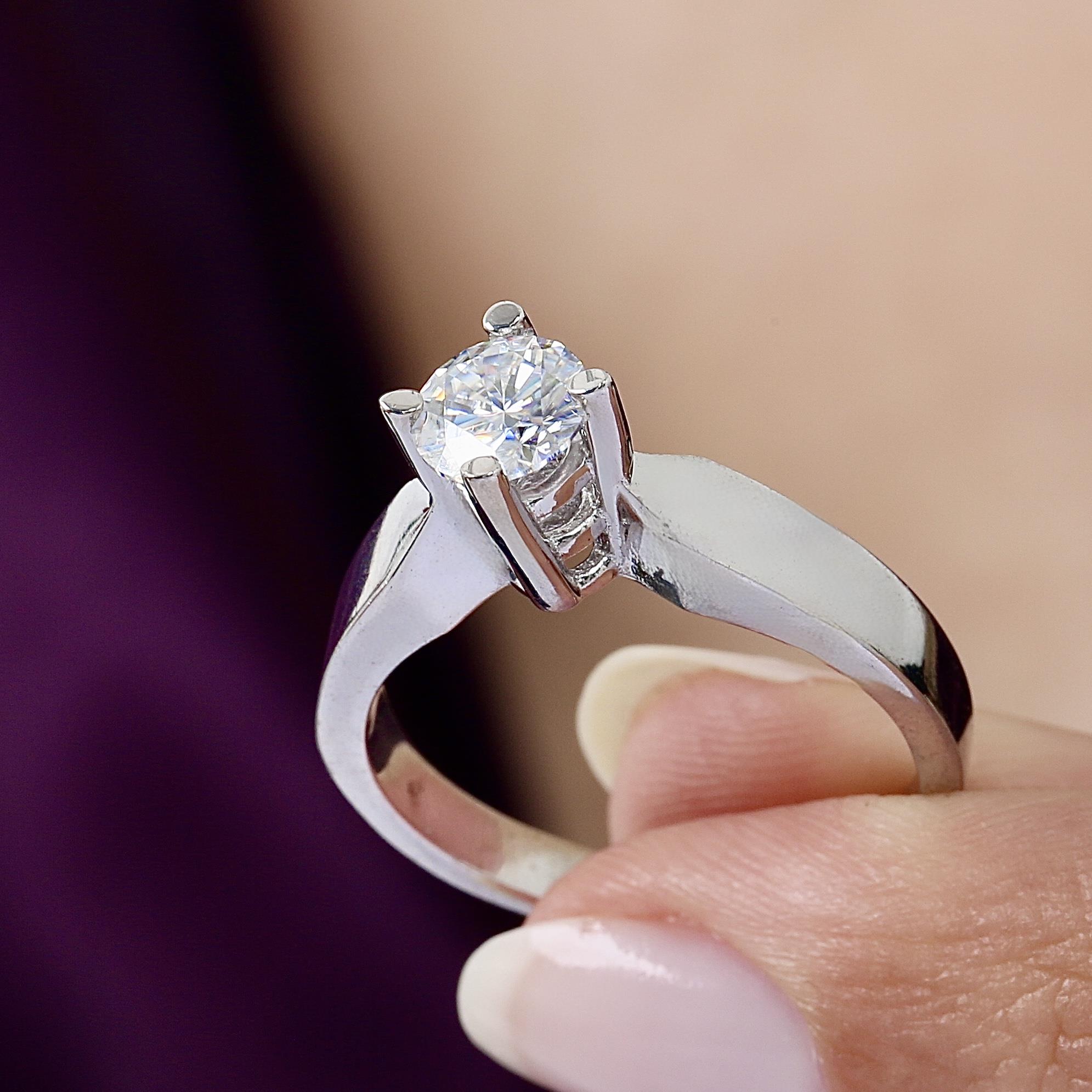 0.60 Ct Moissanite Elegant Cathedral Solitaire 925K Sterling Silver Ring