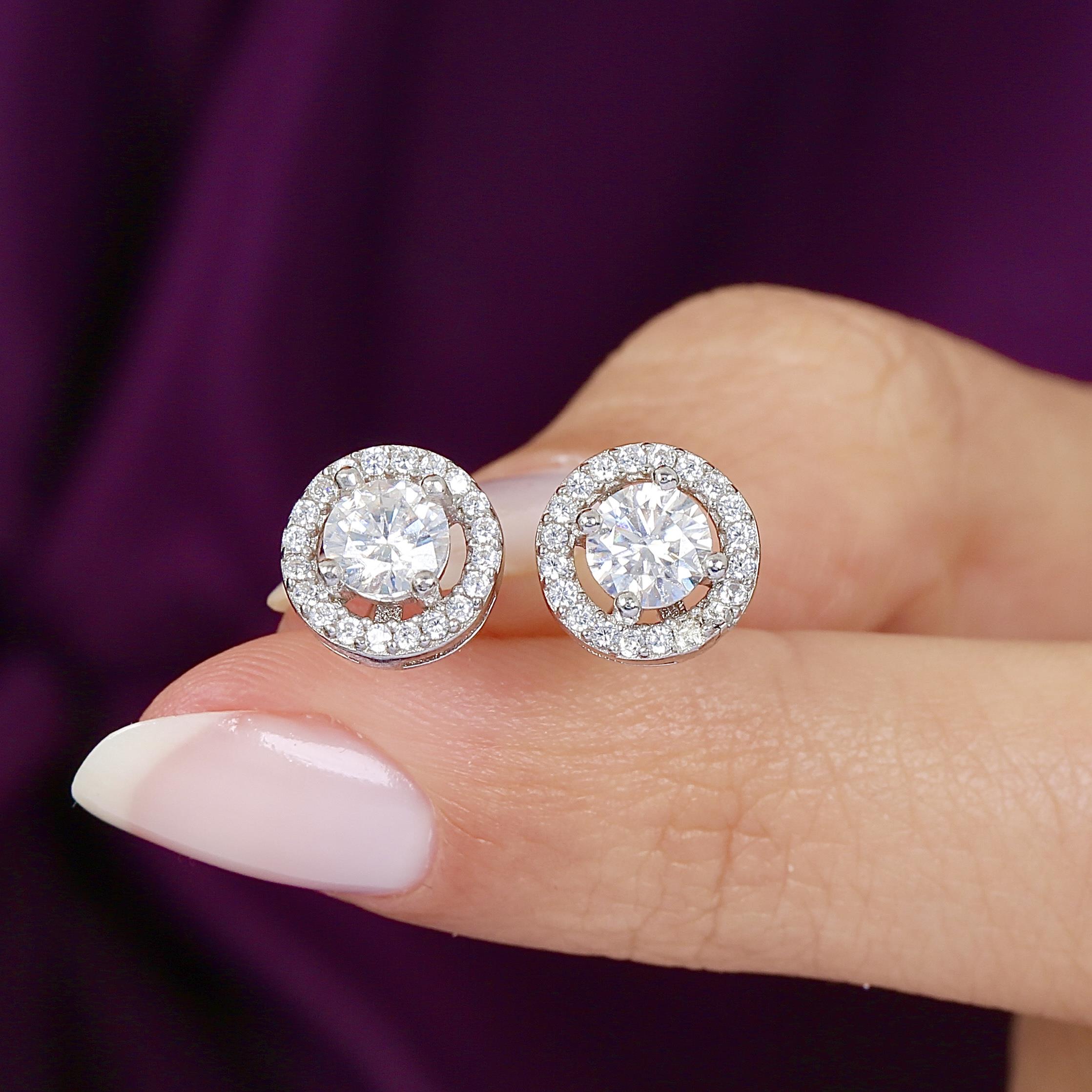 0.66 Ct Moissanite Radiant Circle Solitaire 925K Sterling Silver Earrings