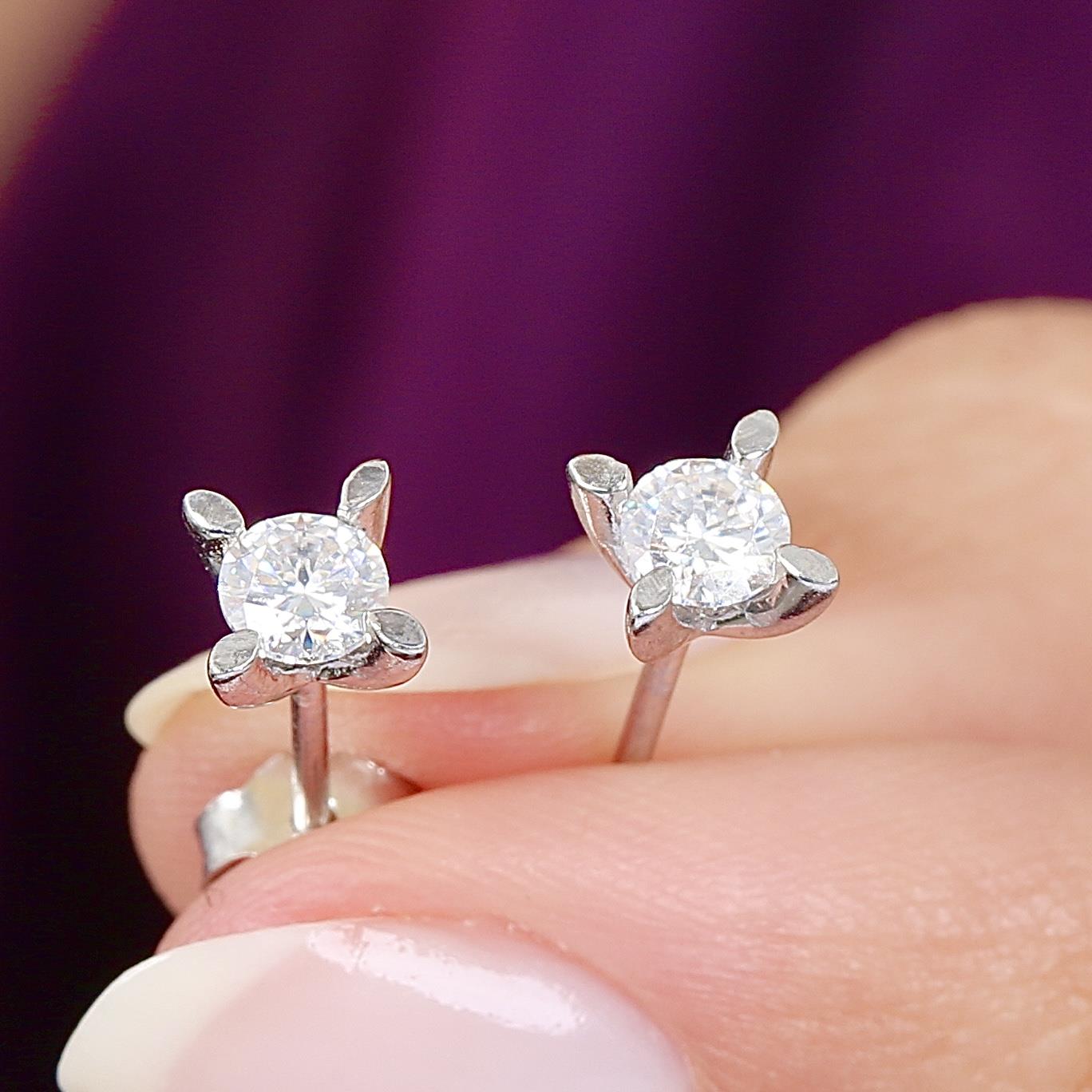 0.66 Ct Moissanite Brilliant Solitaire 925K Sterling Silver Earrings