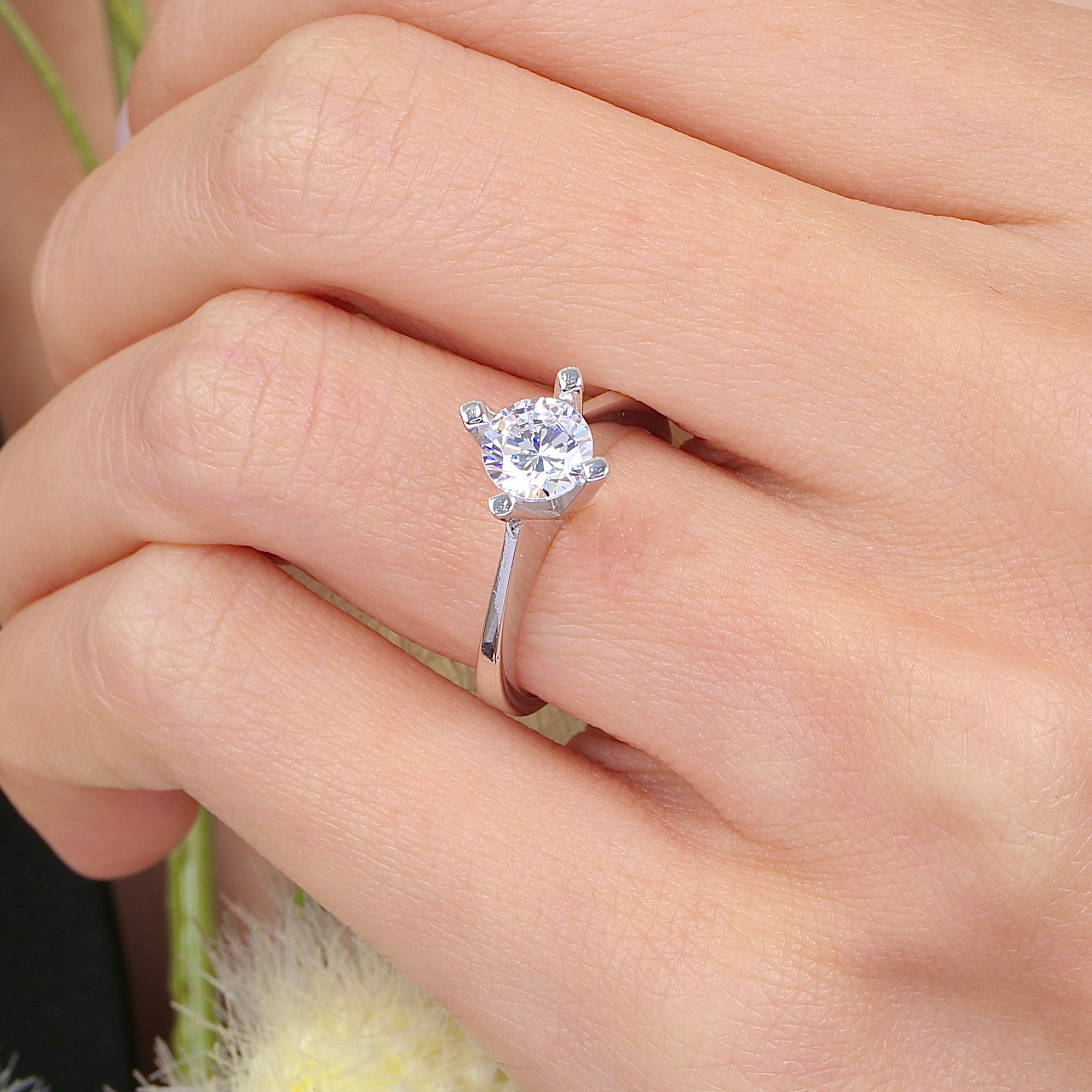 Lustrous Classic Solitaire CZ 925K Sterling Silver Ring - Etossimo Jewelry