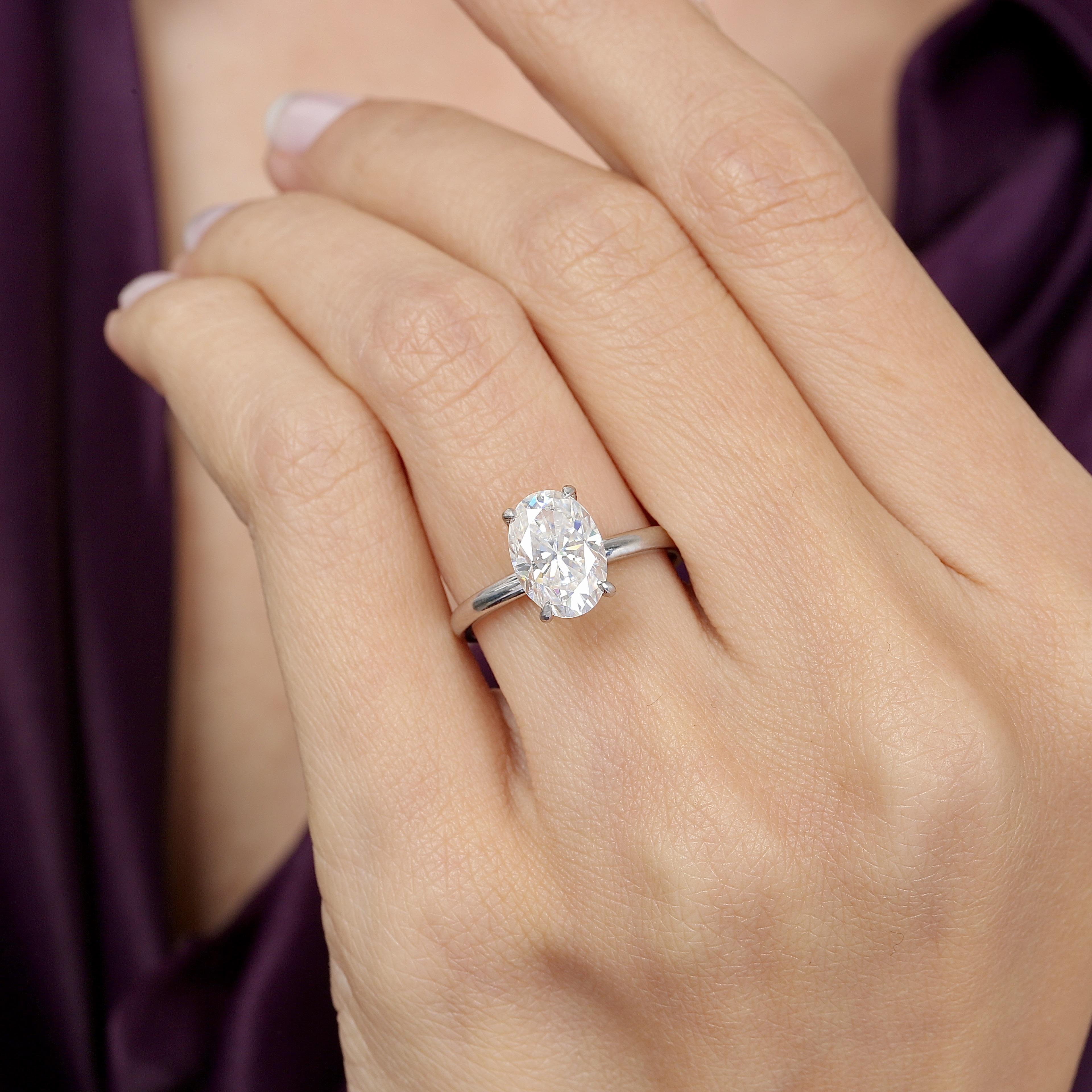 2.50 Ct Moissanite Oval Elegance Solitaire 925K Sterling Silver Ring