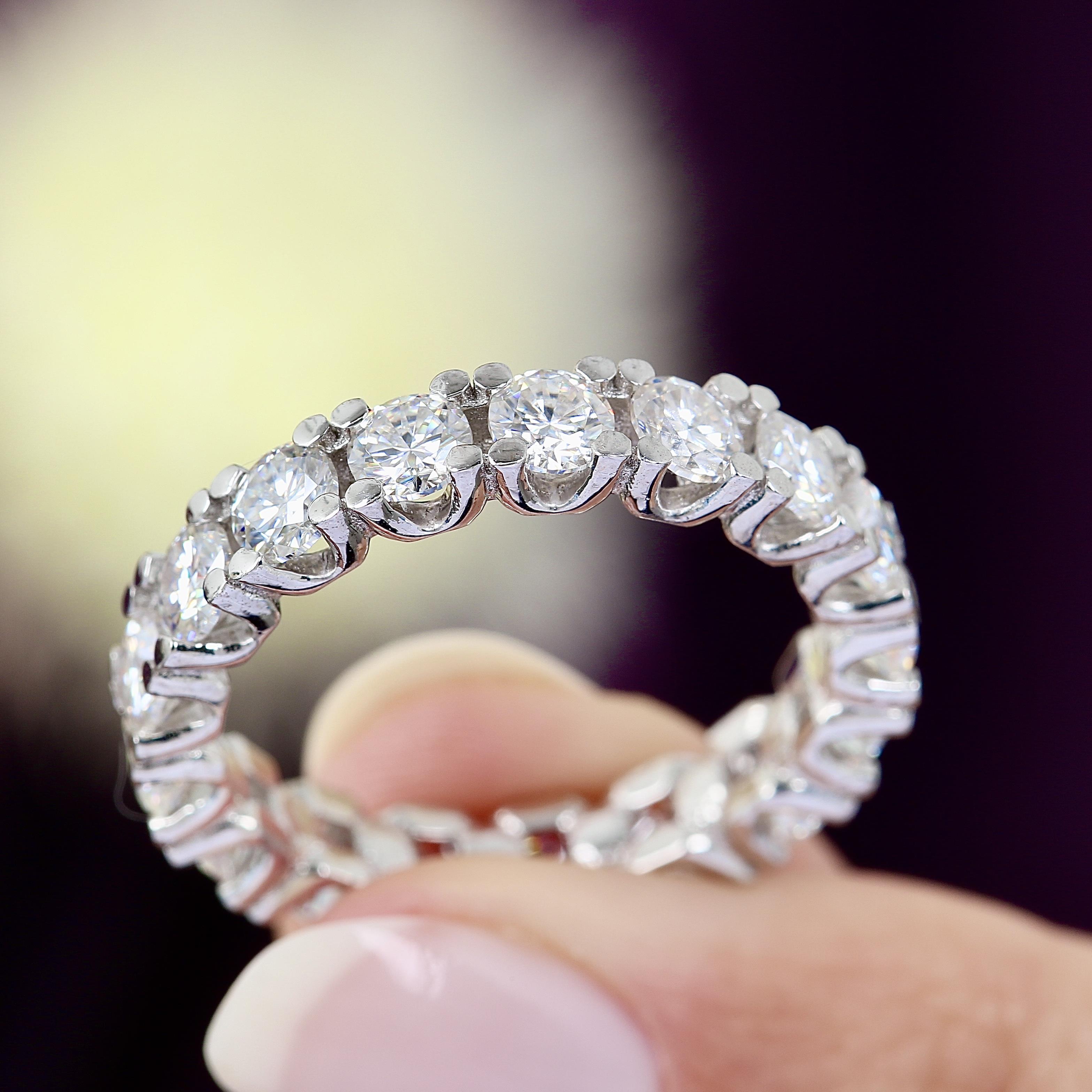 2.95 Ct Moissanite Eternity 925K Sterling Silver Ring