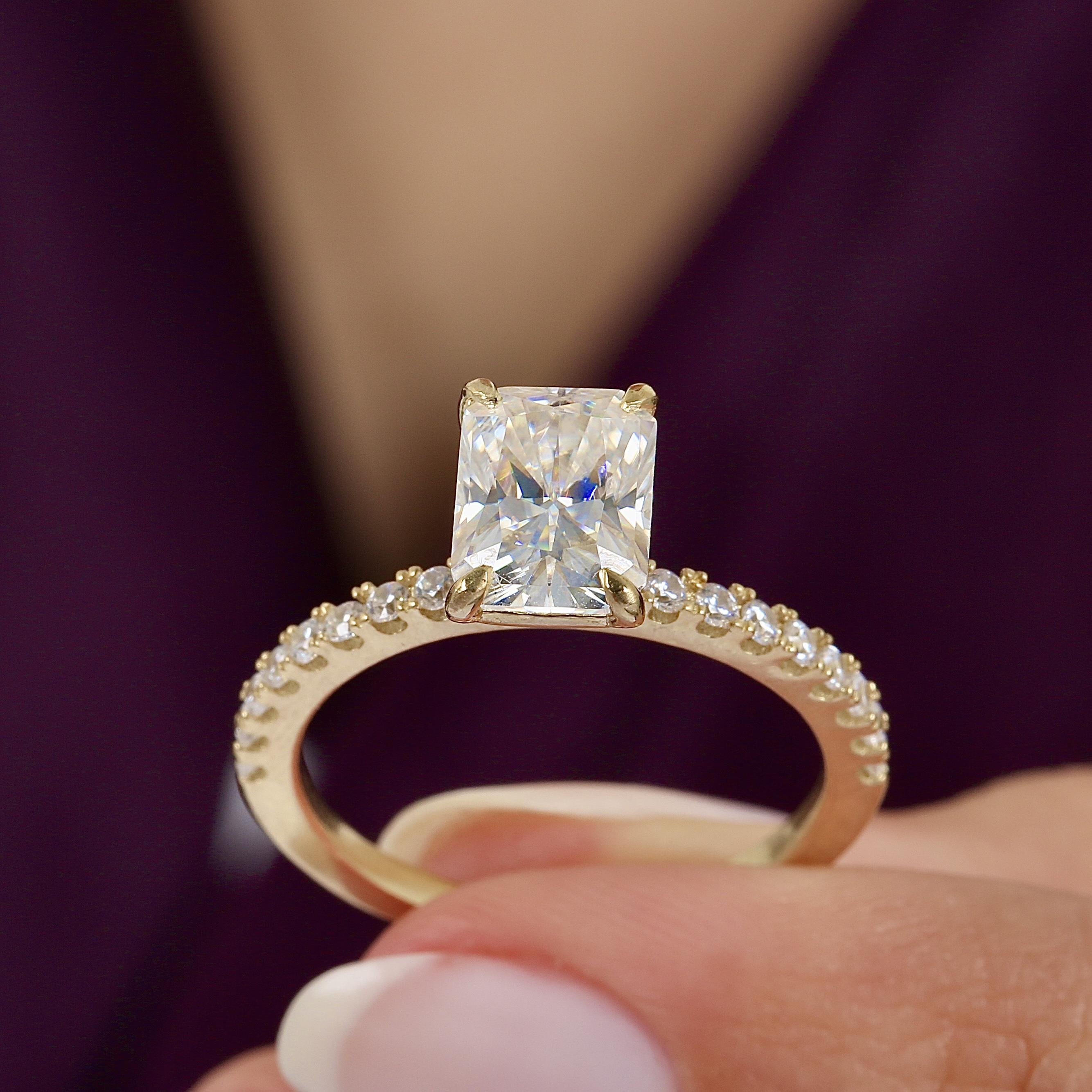 2.00 Ct Moissanite Sparkling Modern Grandeur Solitaire 14K Gold Ring