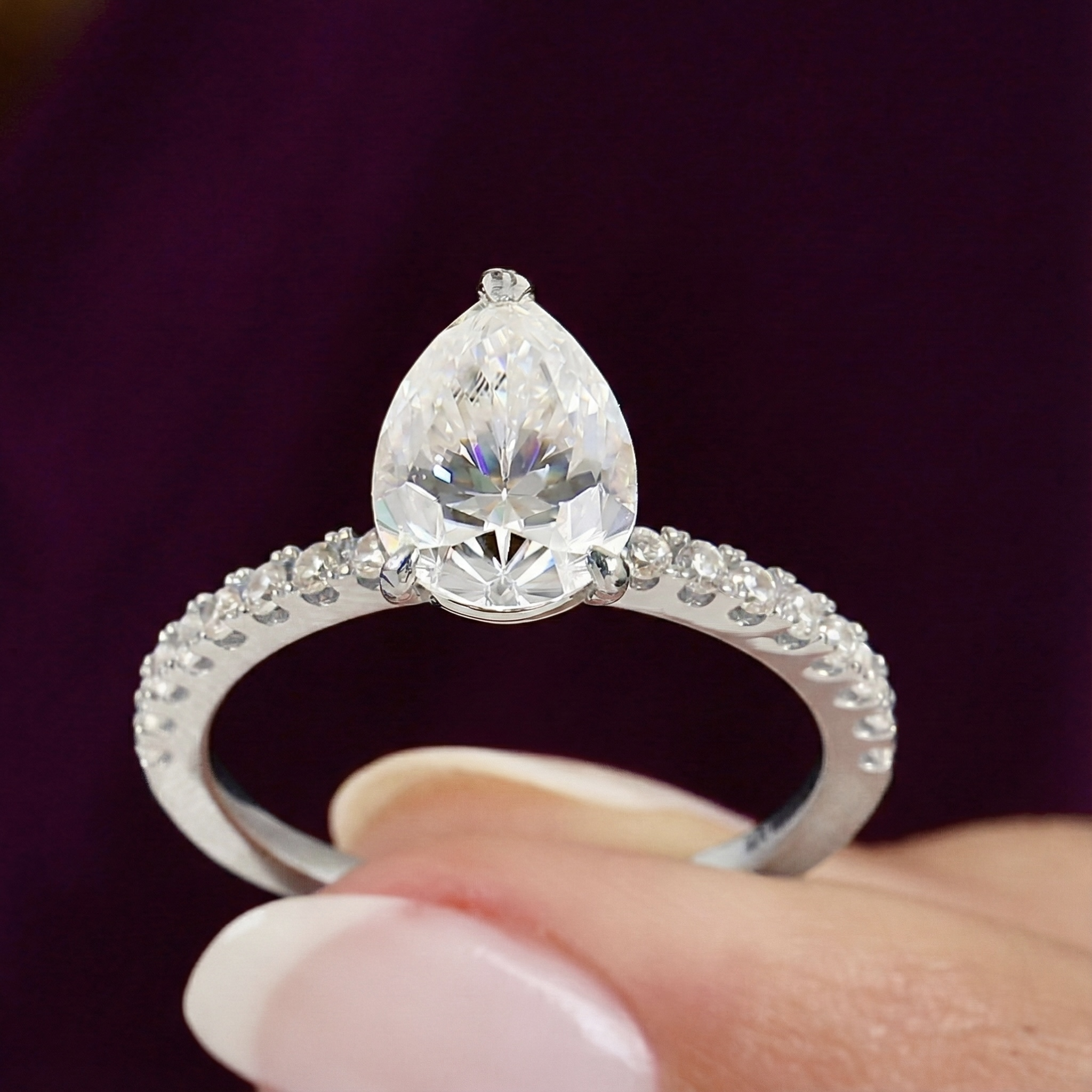 2.00 Ct Moissanite Sparkling Teardrop Dream Solitaire 925K Sterling Silver Ring