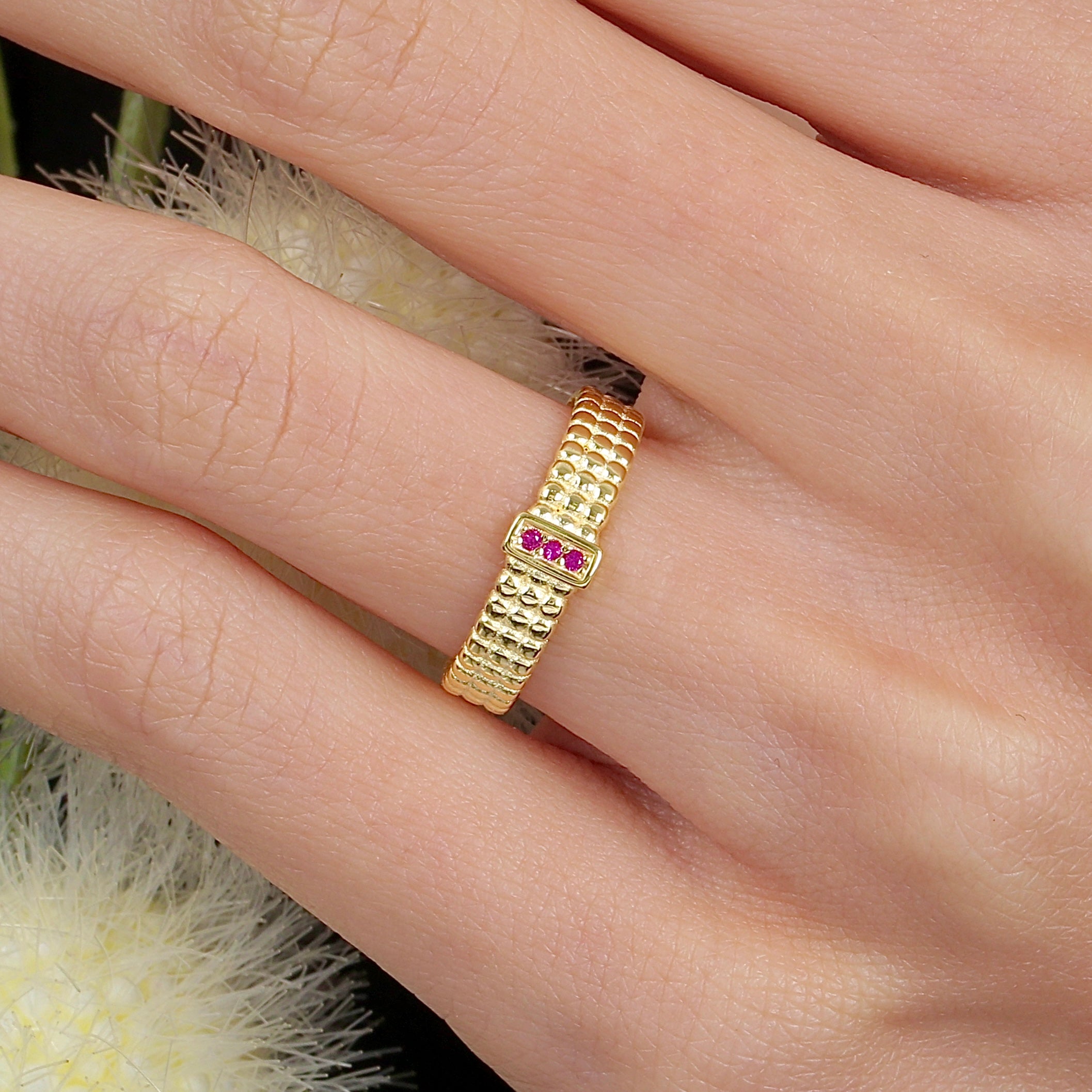 Fuchsia Glow Textured CZ 14K Gold Ring - Etossimo Jewelry
