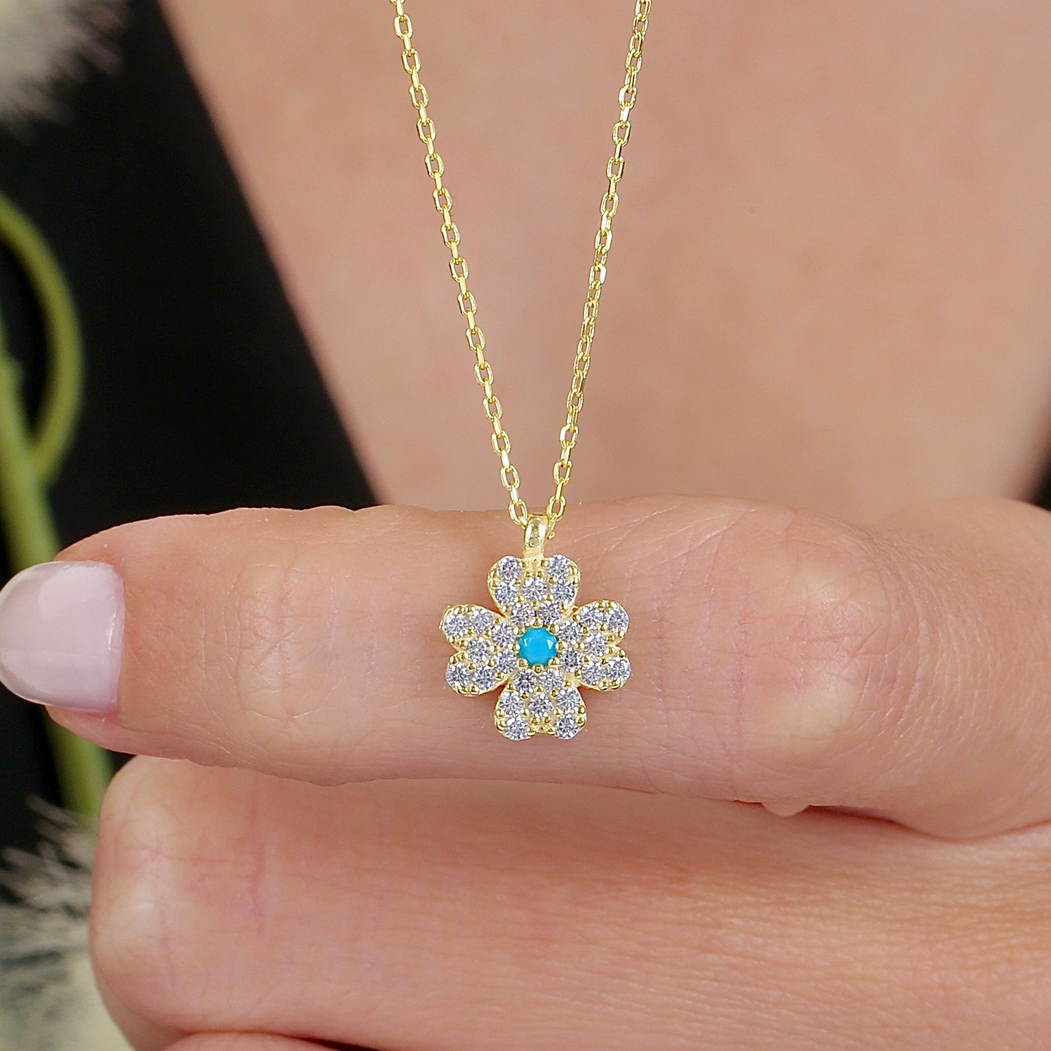Turquoise Detailed Shimmering Clover CZ 14K Gold Necklace - Etossimo Jewelry