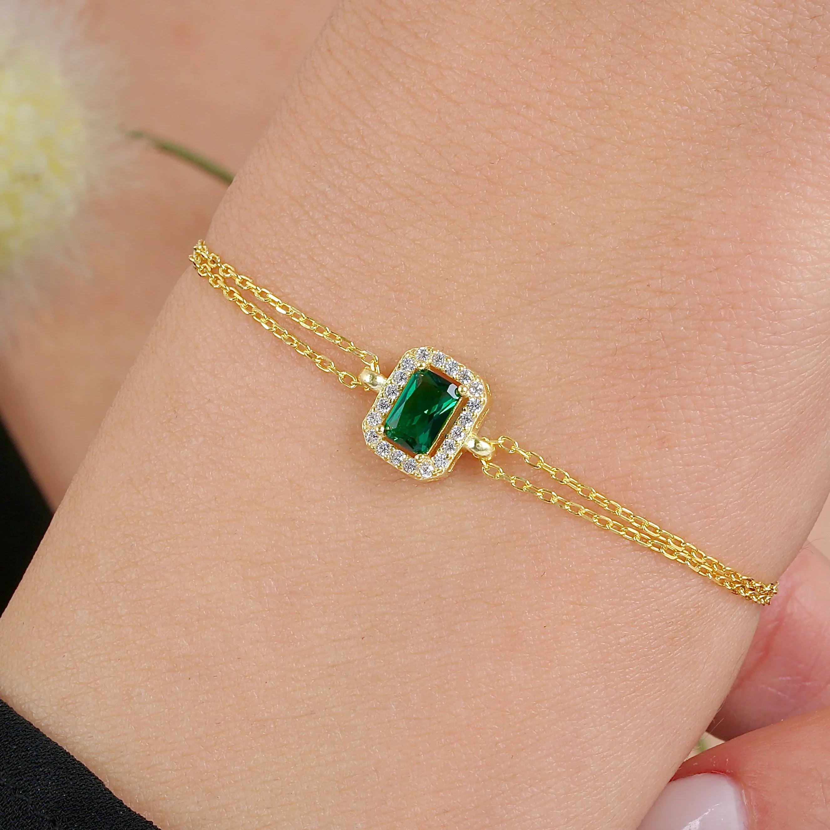 Graceful Radiance Emerald Color CZ 14K Gold Bracelet - Etossimo Jewelry