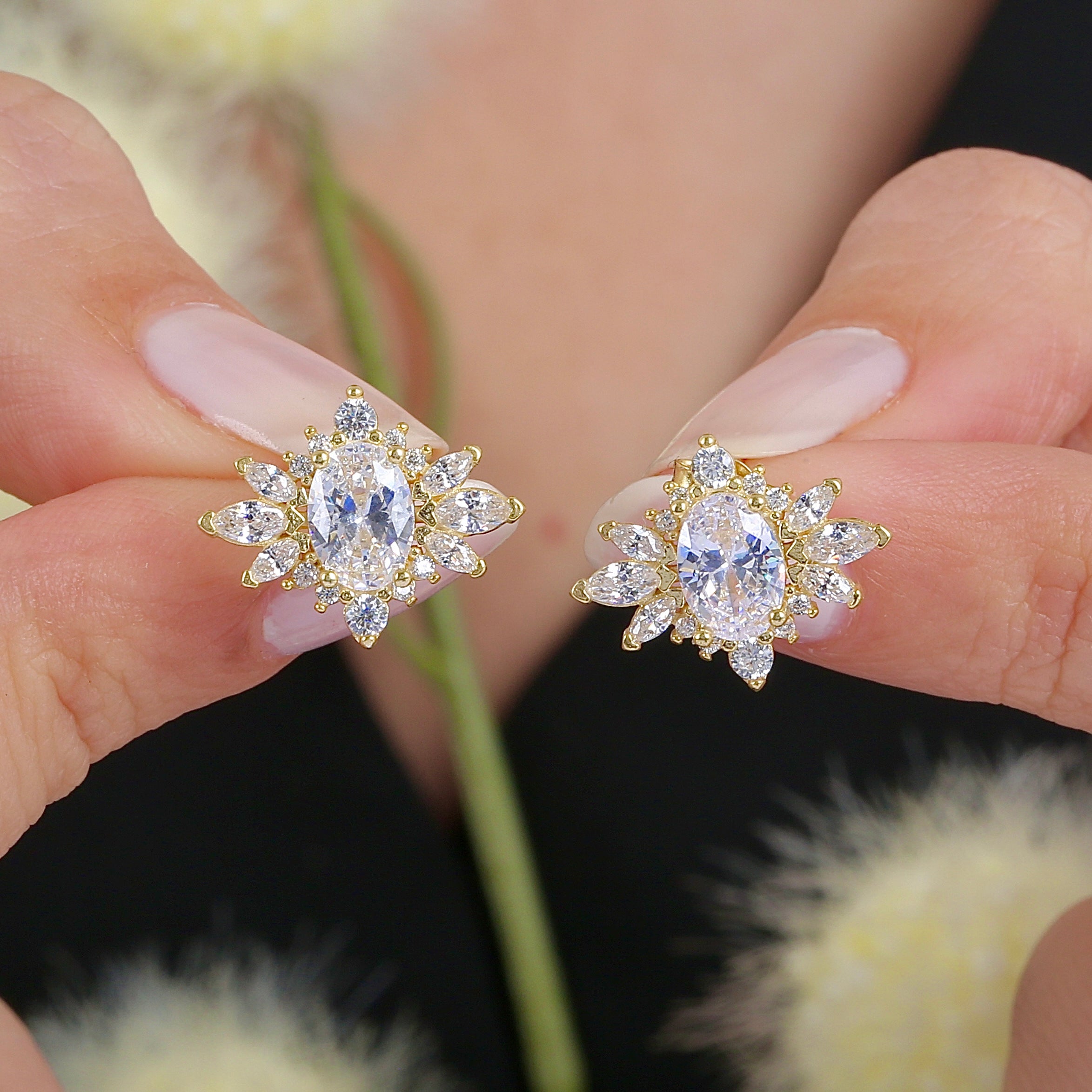 Radiant Star Bloom CZ 14K Gold Earrings - Etossimo Jewelry