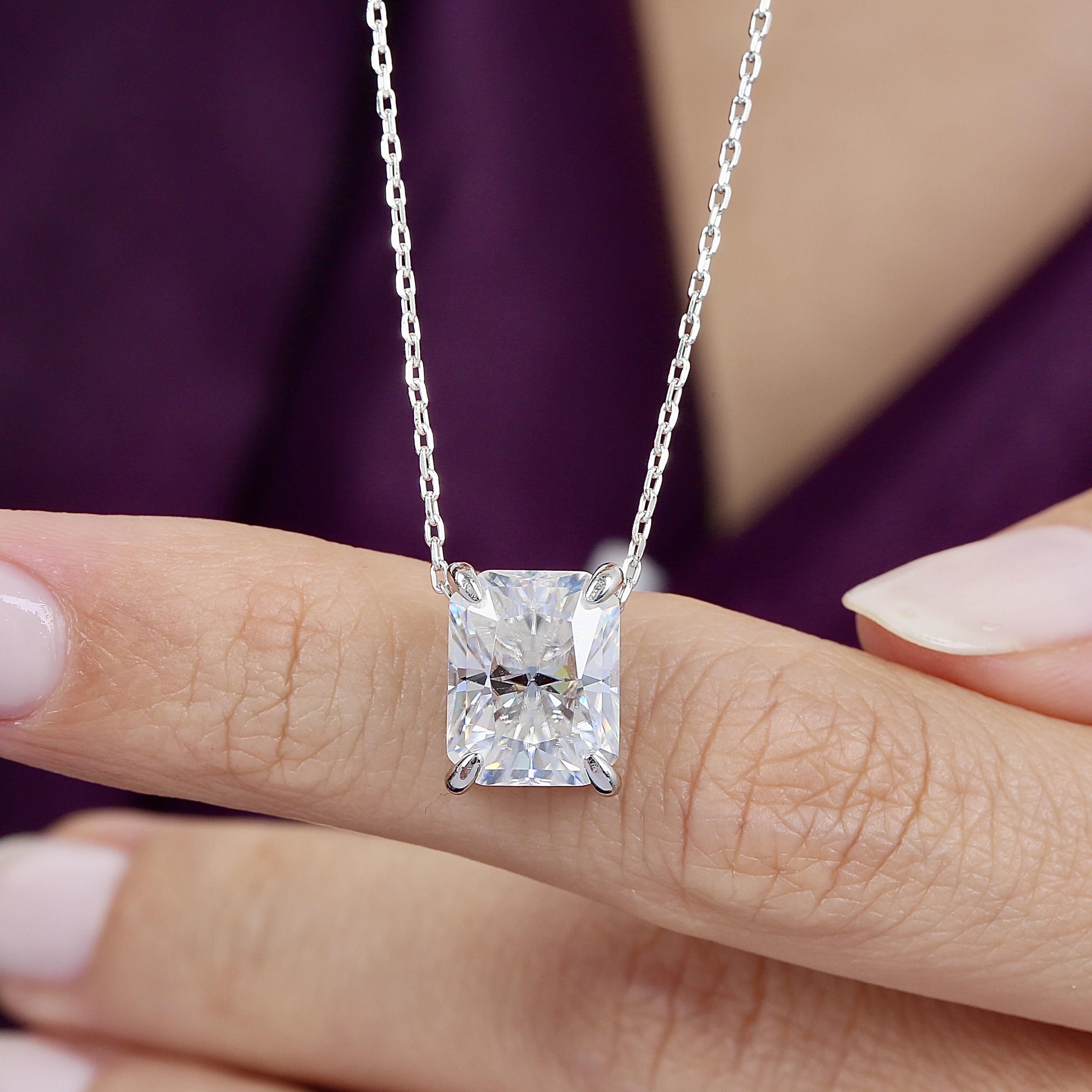 4.00 Ct Moissanite Modern Grandeur Solitaire 925K Sterling Silver Necklace