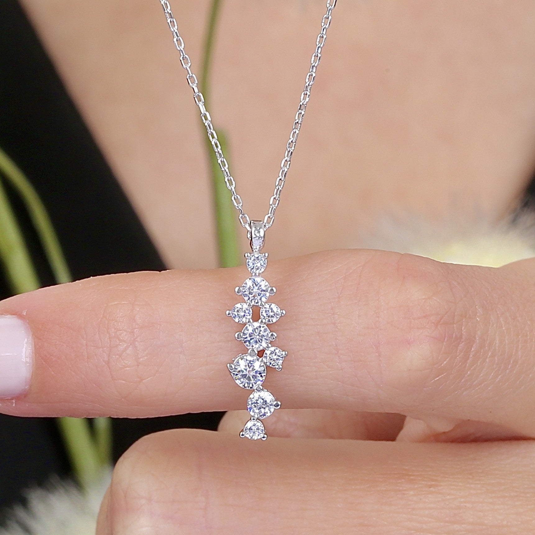 ネックレス・ペンダント Stone Cascade Necklace Glistening Crystal Cascade CZ 925K Sterling Silver Necklace