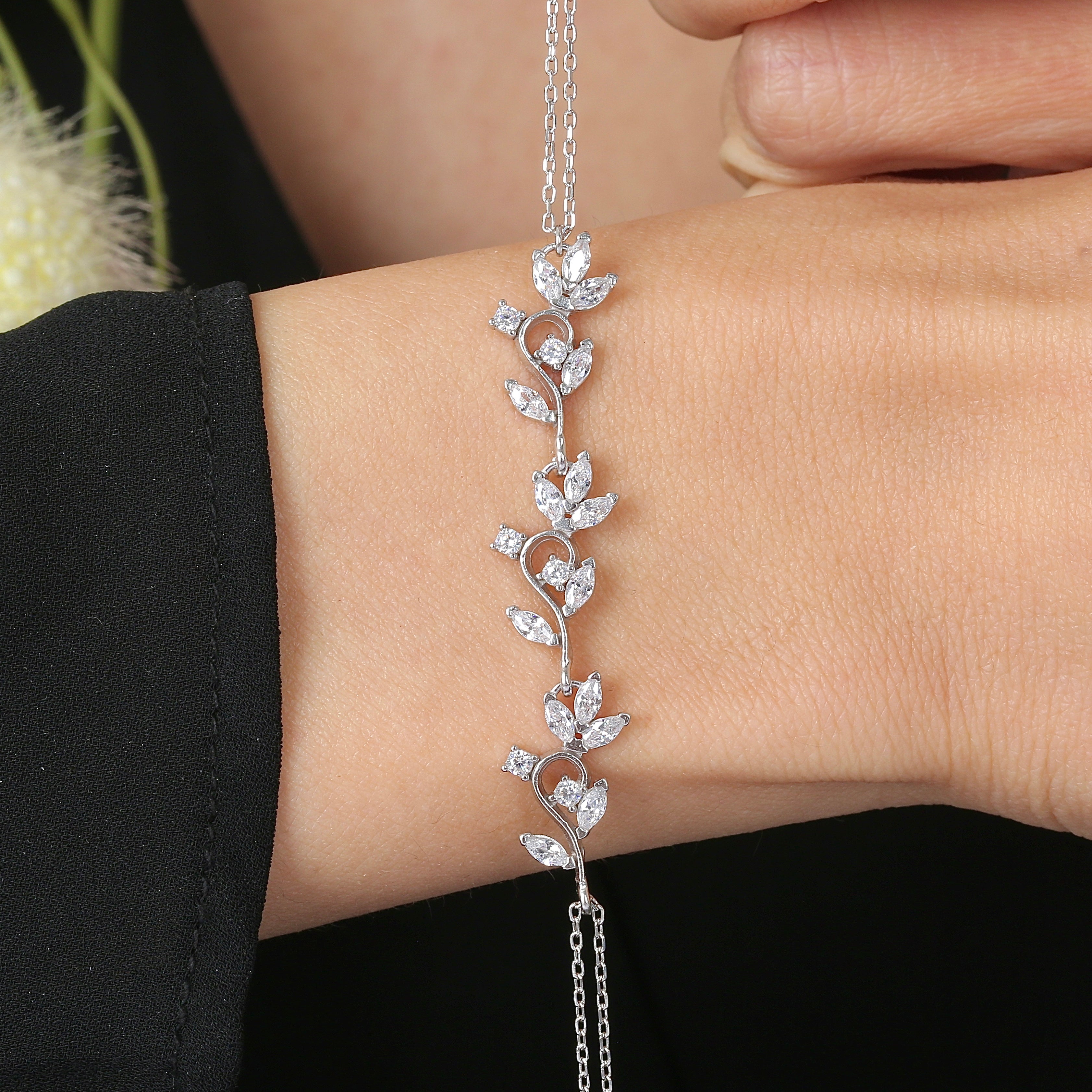 J.ESTINA ■ ARCO SM ホーボー Ivory Graceful Ivy Cascade CZ 925K Sterling Silver Bracelet