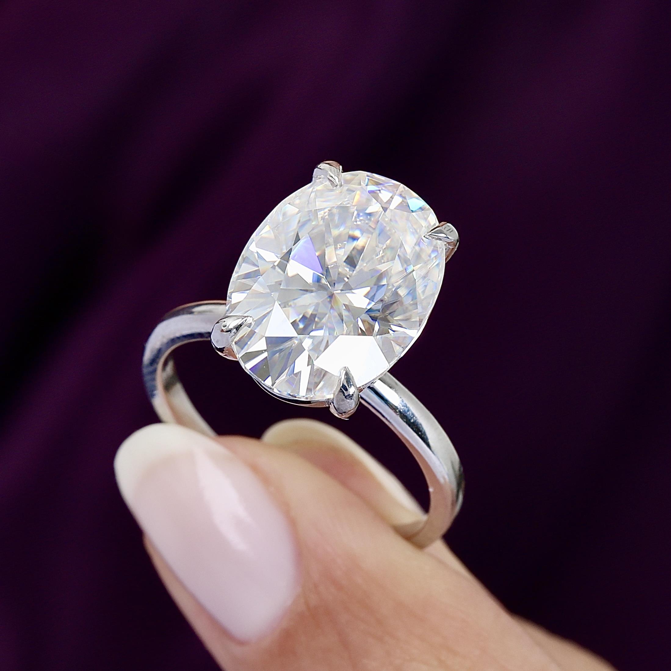 8.00 Ct Moissanite Oval Elegance Solitaire 925K Sterling Silver Ring