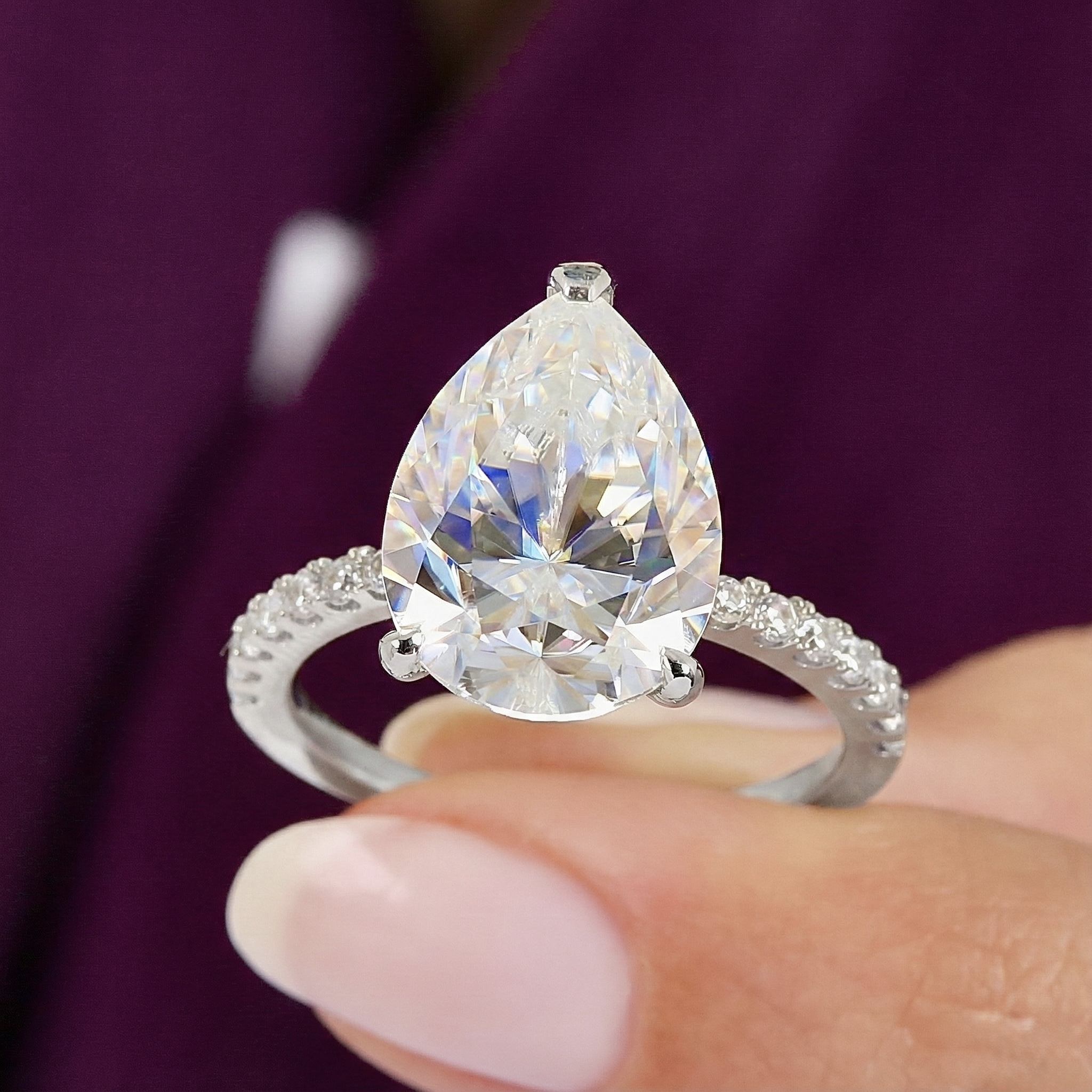 8.00 Ct Moissanite Sparkling Teardrop Dream Solitaire 925K Sterling Silver Ring