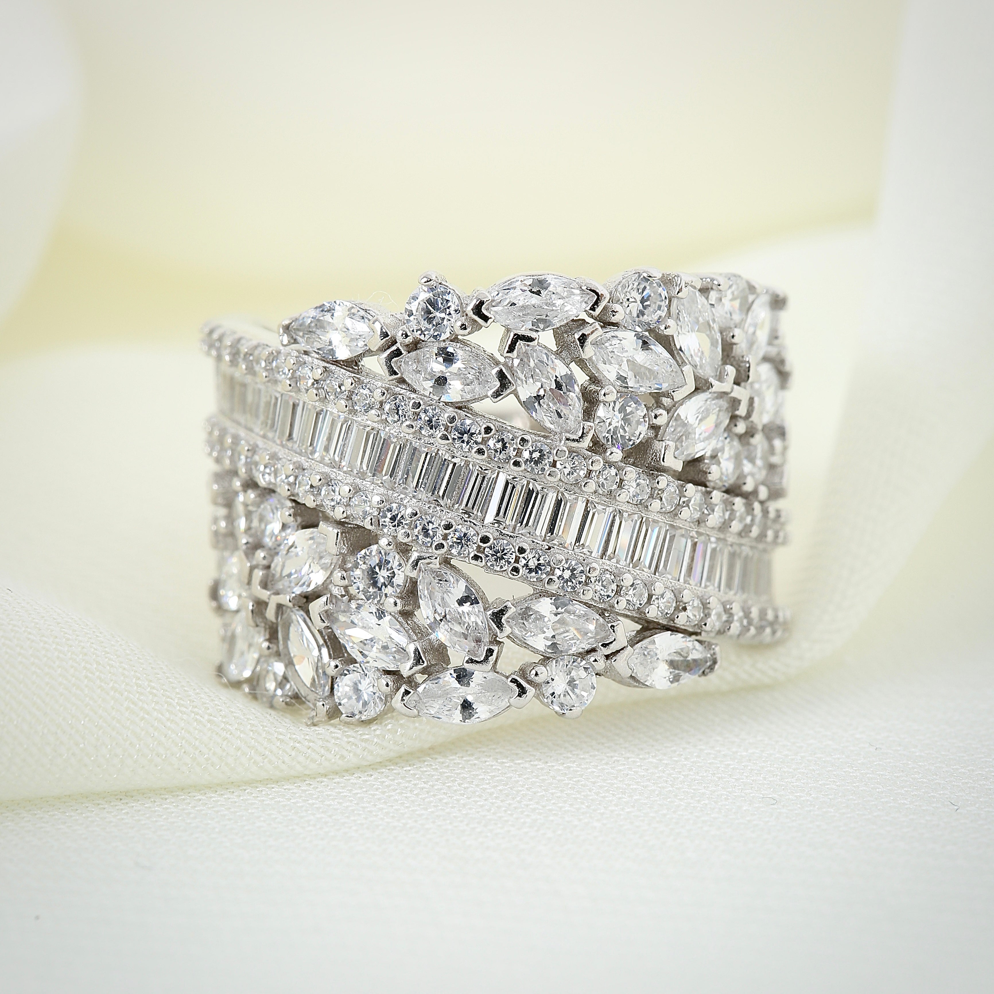 Majestic Crystal Garden Band CZ 925K Sterling Silver Ring - Etossimo Jewelry