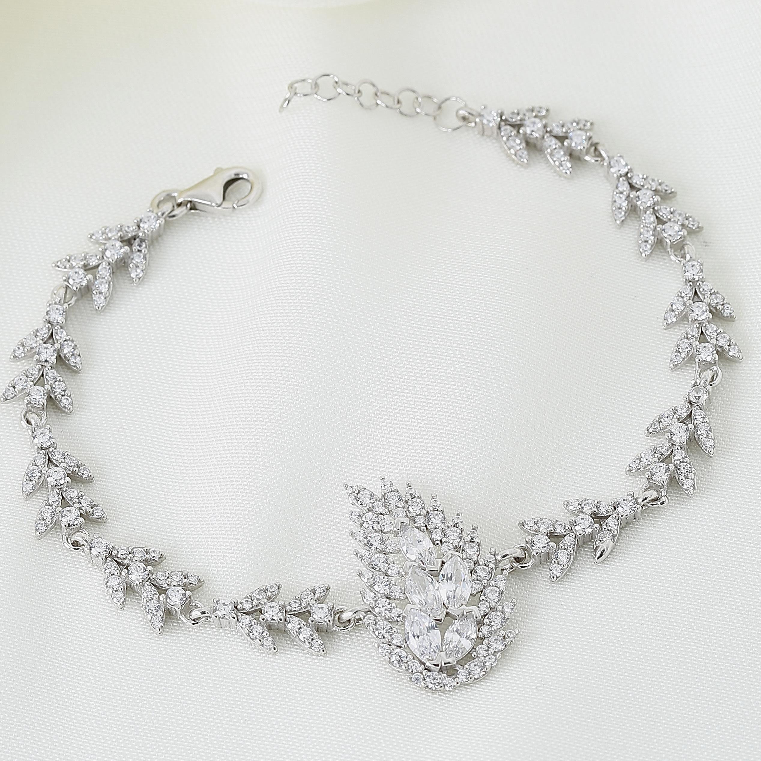 Majestic Elegance Angelic Leaves CZ 925K Sterling Silver Bracelet - Etossimo Jewelry