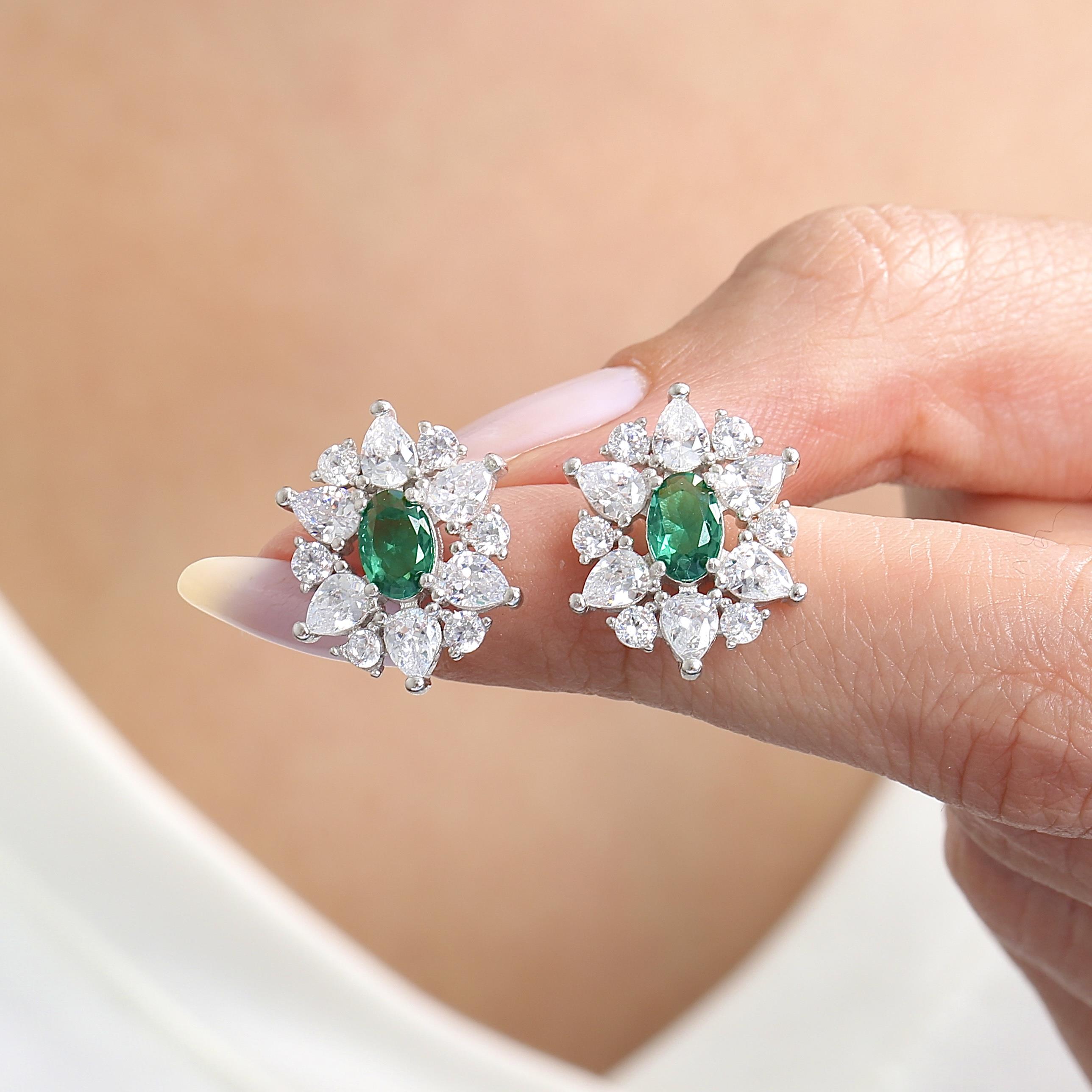 Empress Glow Emerald Color CZ 925K Sterling Silver Earrings