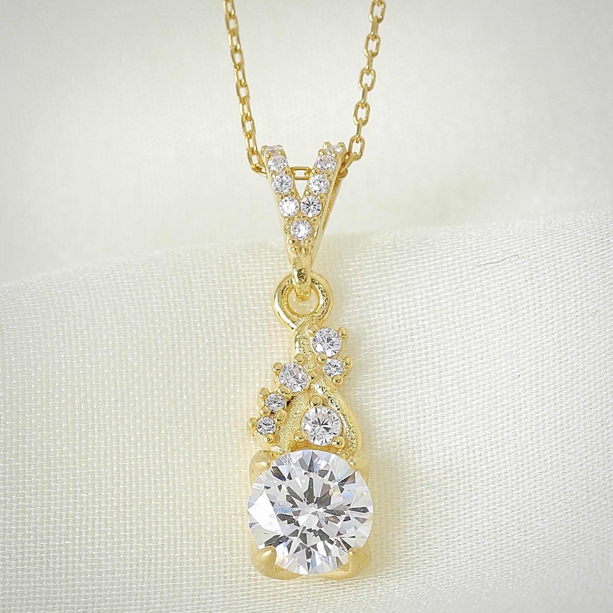 Elegant Princess Dream CZ 14K Gold Necklace - Etossimo Jewelry