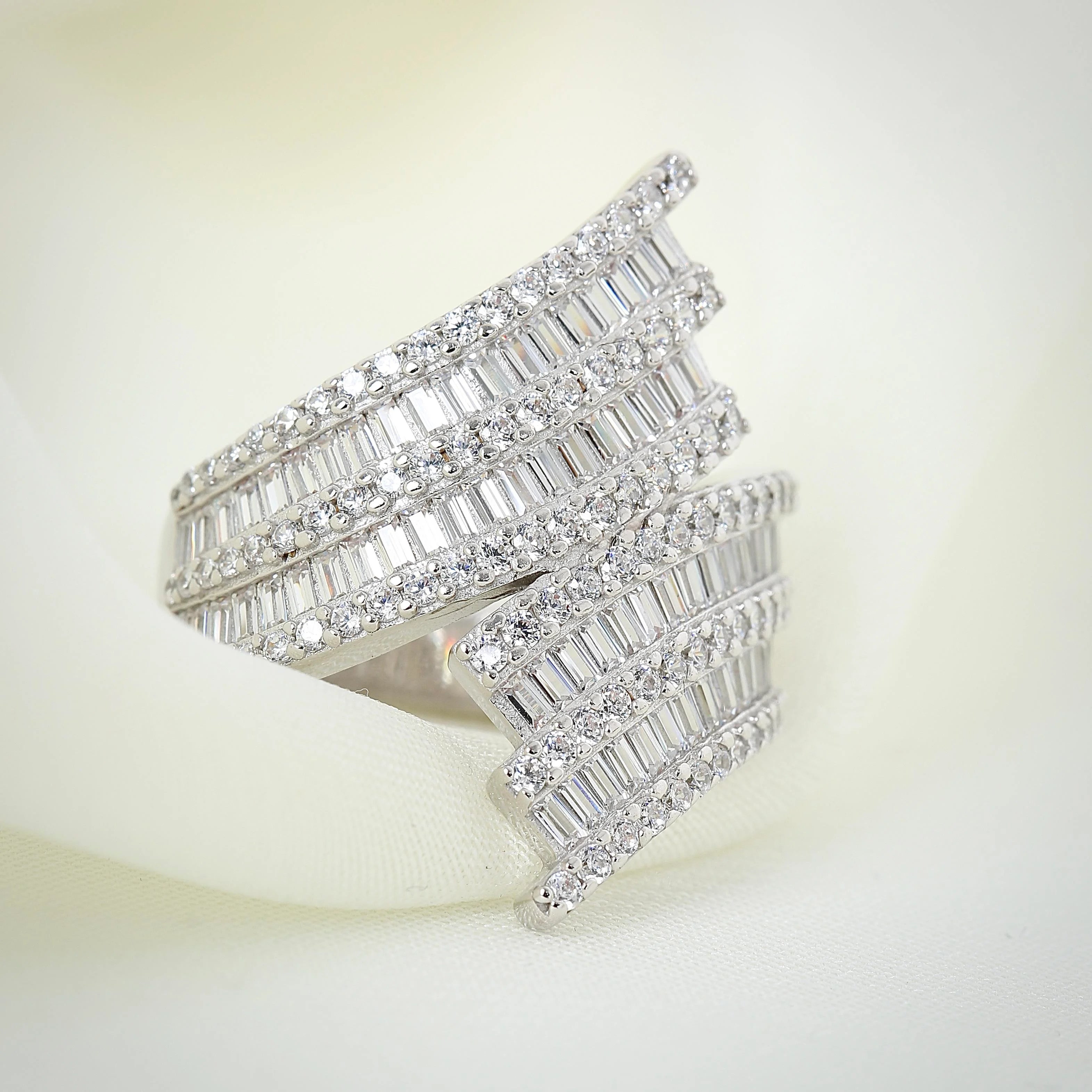 Elegant Sparkling Embrace CZ 925K Sterling Silver Ring - Etossimo Jewelry