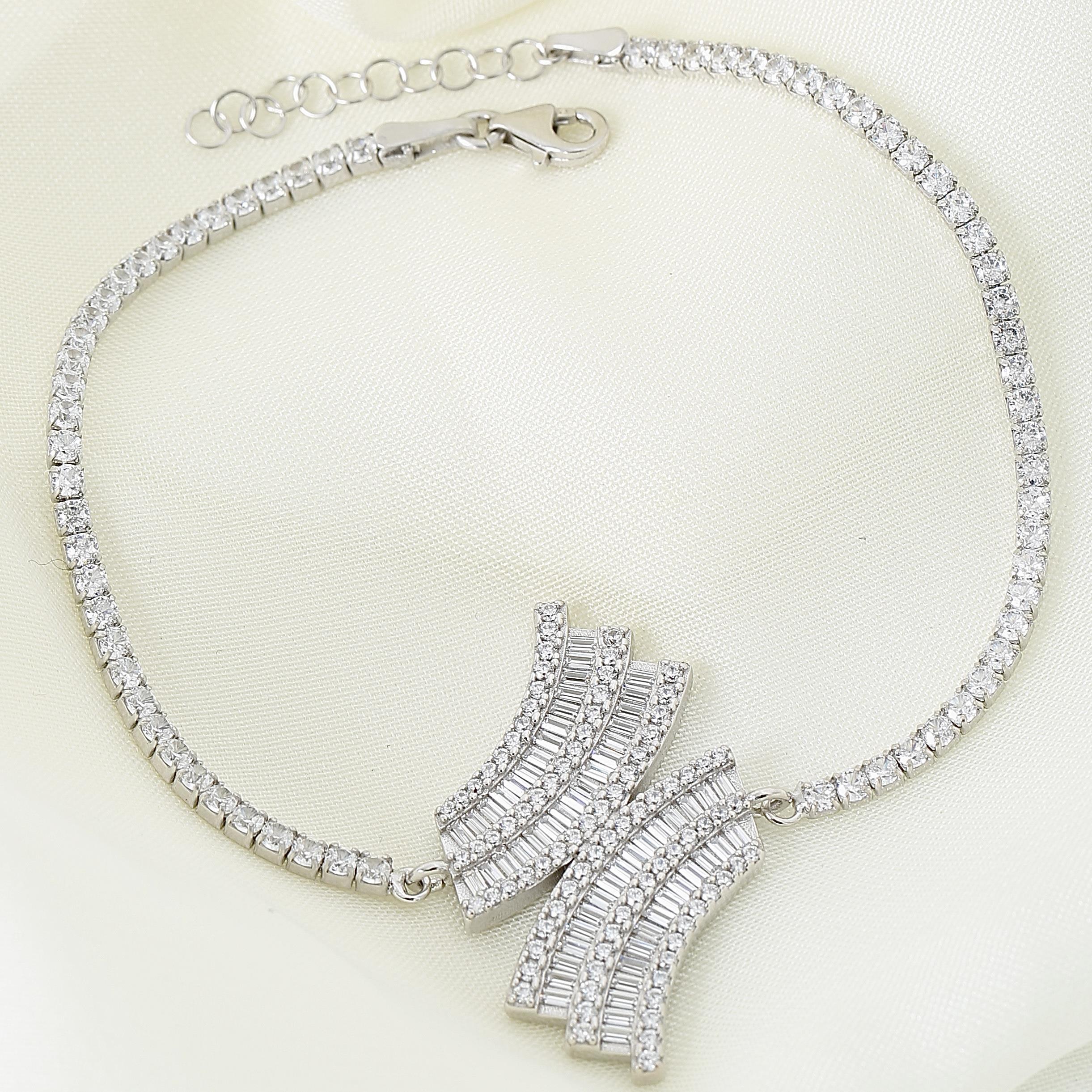 Elegant Sparkling Embrace CZ 925K Sterling Silver Bracelet - Etossimo Jewelry