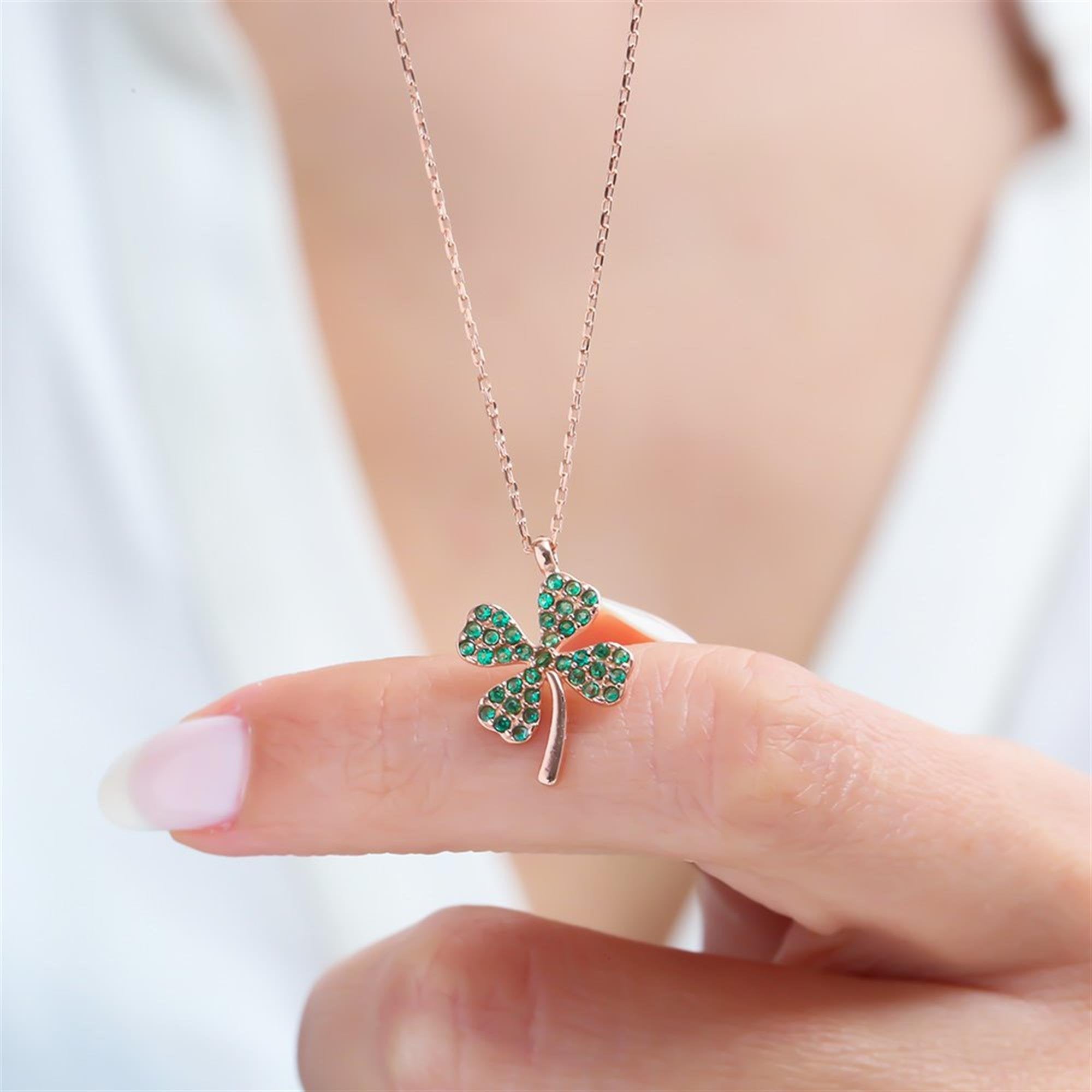 Lucky Clover Glow Emerald Color CZ Rose Gold 925K Sterling Silver Necklace